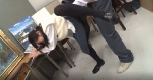 地味な美術部女子とずらしハメ 文化部に所属するうぶな女子を犯す！