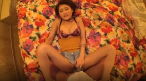 毎晩ハメまくっている何気に寂しがりやのギャルちゃんにチンコがおかしくなるまで中出しハメ狂いイカせまくっちゃうナンパSEX